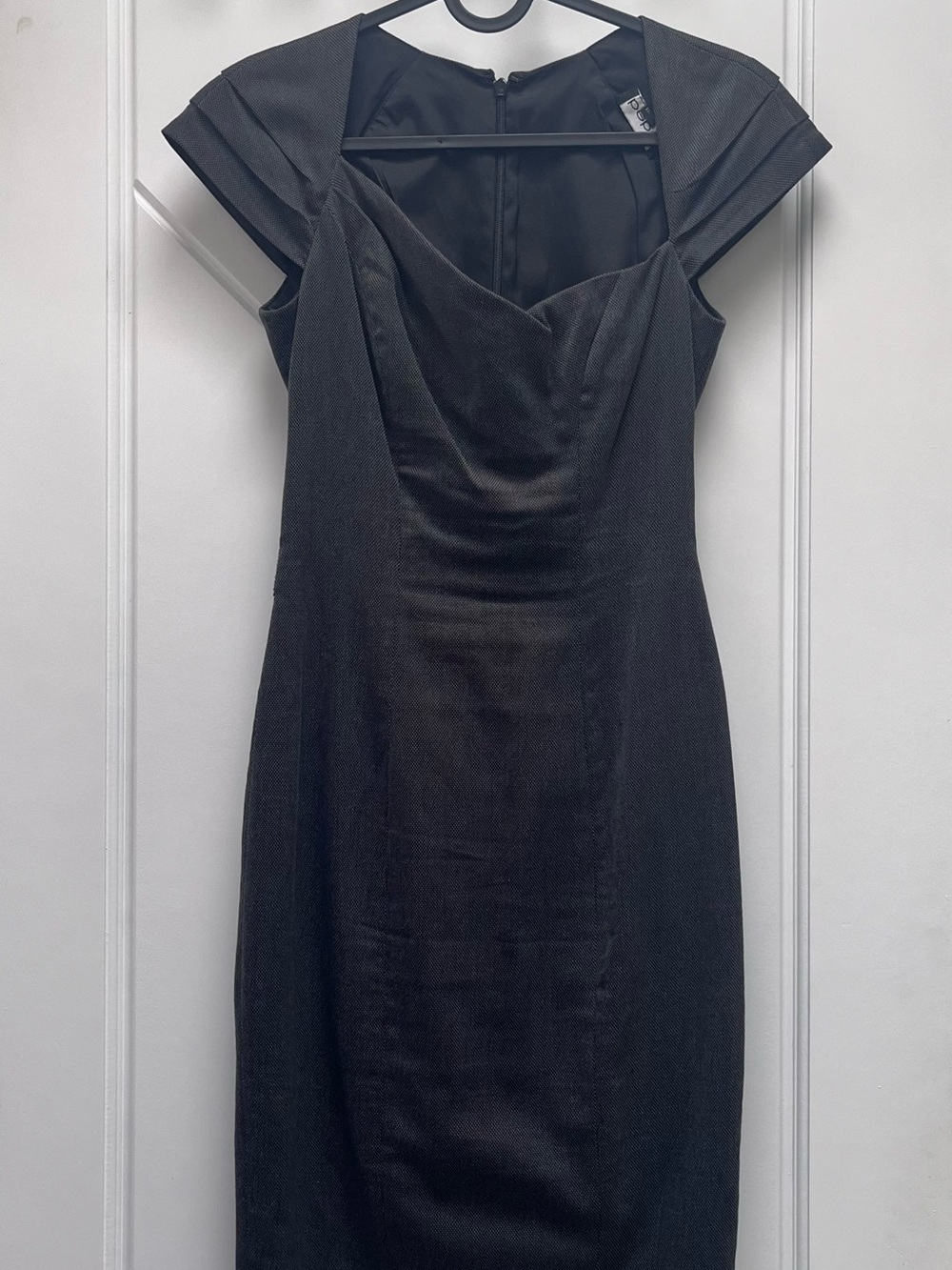 Classic G Cap-Sleeve Cocktail Dress